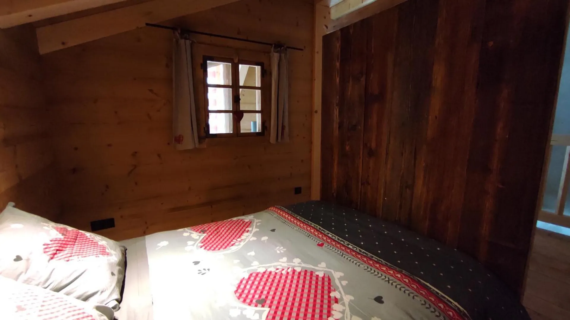 Chalet Savoyard Ecoresponsable, Quasiment Neuf 8 Pers Glieres-Val-de-Borne 0*,